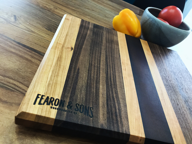 Edge grain cutting board